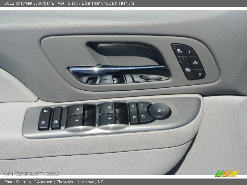 Black / Light Titanium/Dark Titanium 2013 Chevrolet Suburban LT 4x4