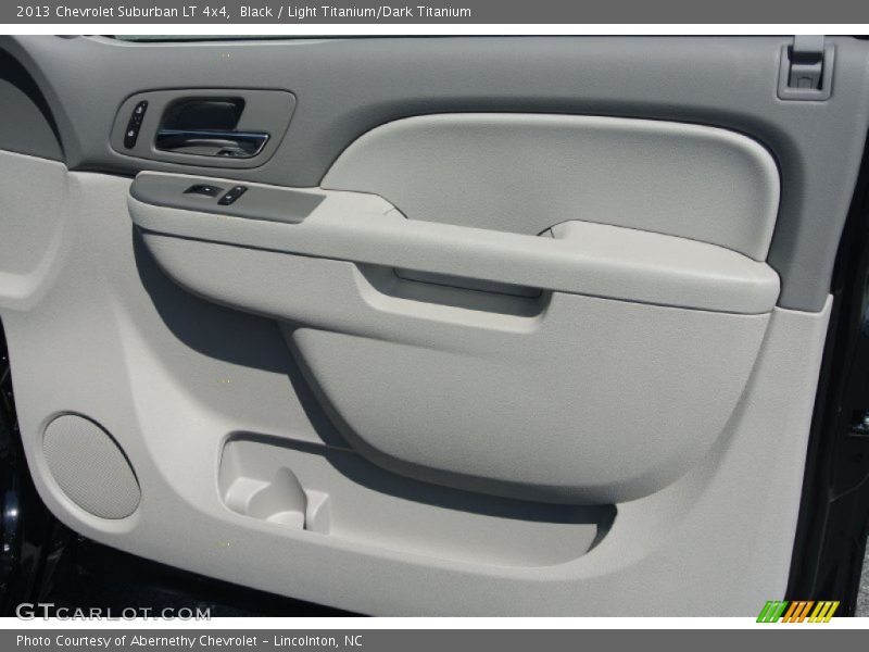 Black / Light Titanium/Dark Titanium 2013 Chevrolet Suburban LT 4x4