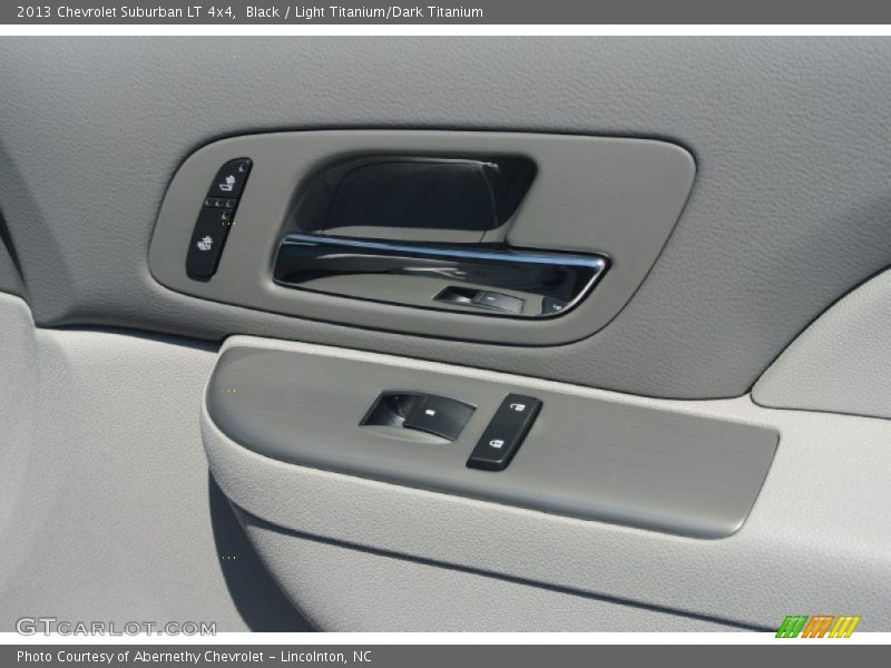 Black / Light Titanium/Dark Titanium 2013 Chevrolet Suburban LT 4x4