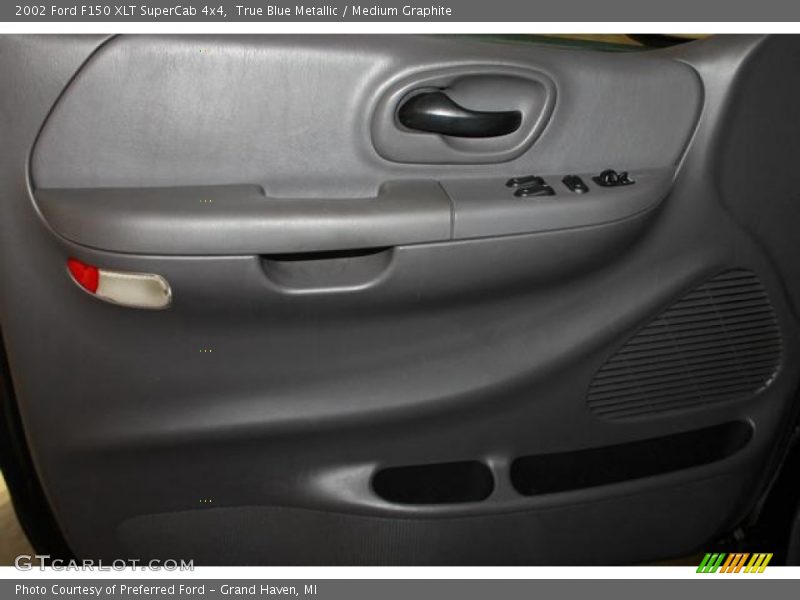 True Blue Metallic / Medium Graphite 2002 Ford F150 XLT SuperCab 4x4