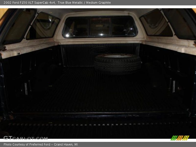 True Blue Metallic / Medium Graphite 2002 Ford F150 XLT SuperCab 4x4
