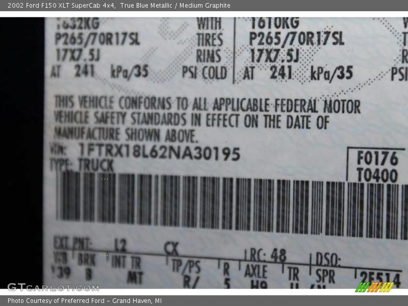 True Blue Metallic / Medium Graphite 2002 Ford F150 XLT SuperCab 4x4