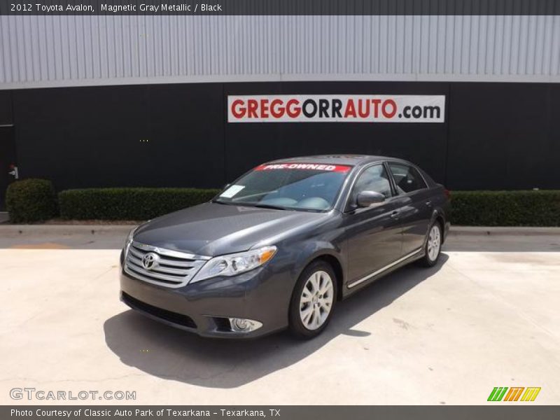 Magnetic Gray Metallic / Black 2012 Toyota Avalon