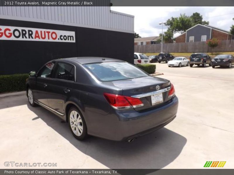 Magnetic Gray Metallic / Black 2012 Toyota Avalon