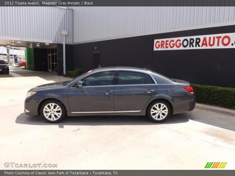 Magnetic Gray Metallic / Black 2012 Toyota Avalon