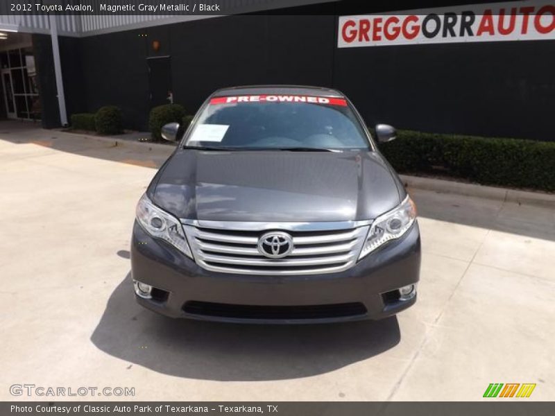 Magnetic Gray Metallic / Black 2012 Toyota Avalon