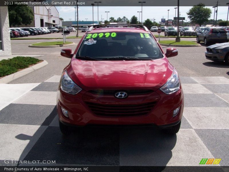 Garnet Red / Taupe 2013 Hyundai Tucson GLS