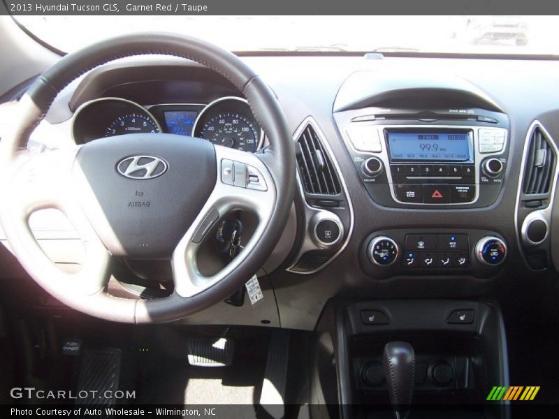 Garnet Red / Taupe 2013 Hyundai Tucson GLS