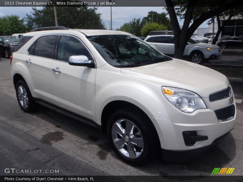 Front 3/4 View of 2013 Equinox LT