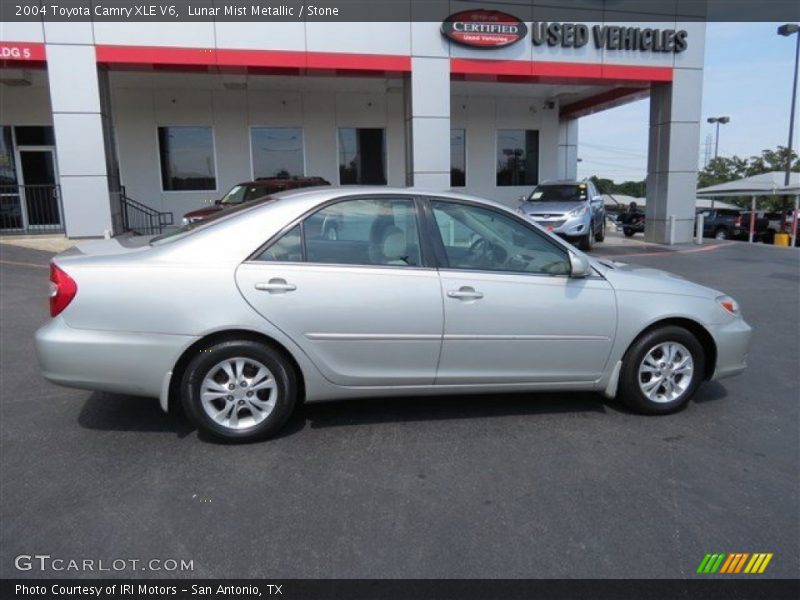 Lunar Mist Metallic / Stone 2004 Toyota Camry XLE V6