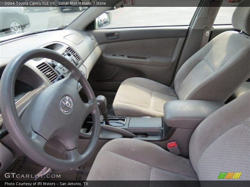 Lunar Mist Metallic / Stone 2004 Toyota Camry XLE V6