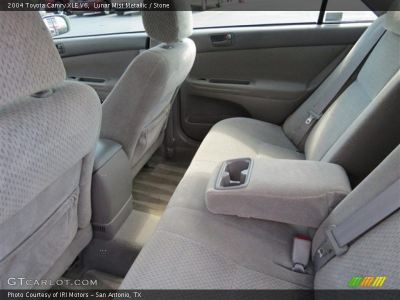 Lunar Mist Metallic / Stone 2004 Toyota Camry XLE V6
