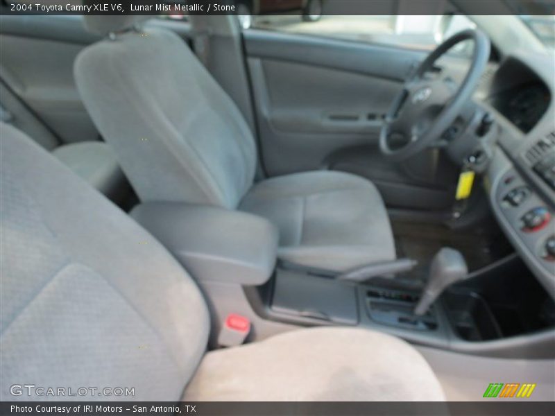 Lunar Mist Metallic / Stone 2004 Toyota Camry XLE V6