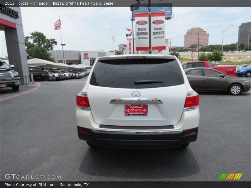 Blizzard White Pearl / Sand Beige 2012 Toyota Highlander