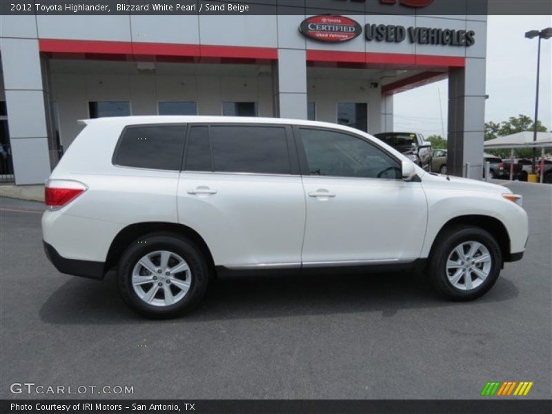 Blizzard White Pearl / Sand Beige 2012 Toyota Highlander