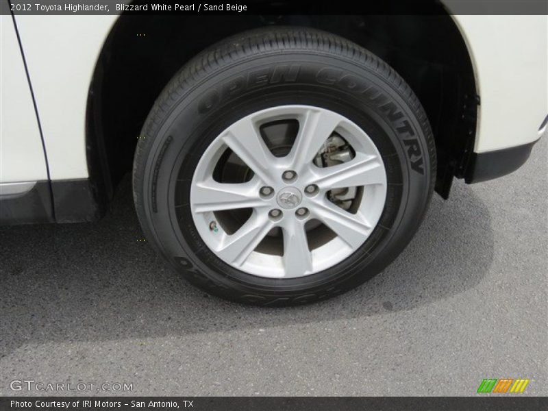 Blizzard White Pearl / Sand Beige 2012 Toyota Highlander