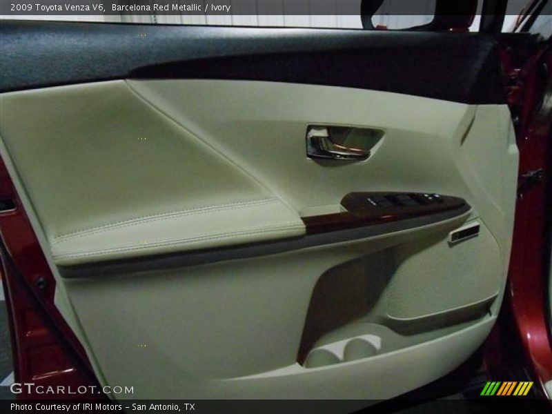 Barcelona Red Metallic / Ivory 2009 Toyota Venza V6