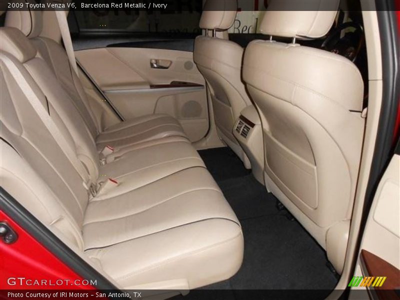 Barcelona Red Metallic / Ivory 2009 Toyota Venza V6