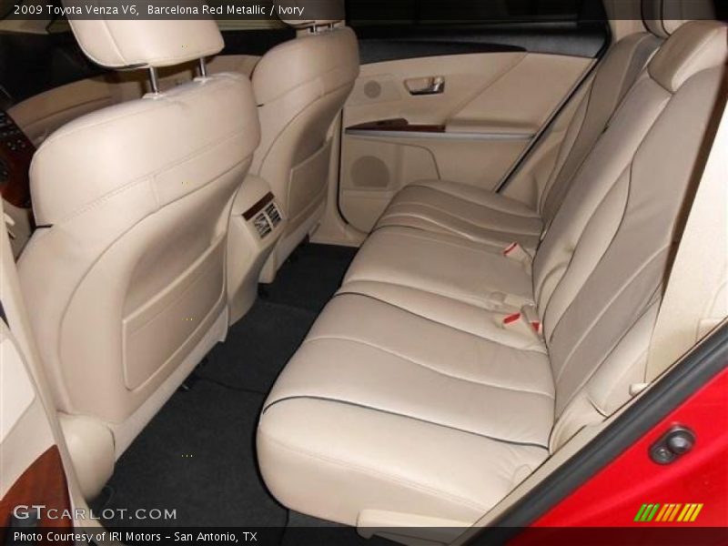 Barcelona Red Metallic / Ivory 2009 Toyota Venza V6