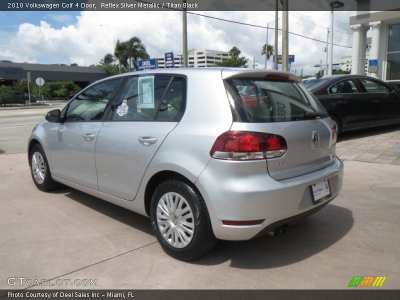 Reflex Silver Metallic / Titan Black 2010 Volkswagen Golf 4 Door