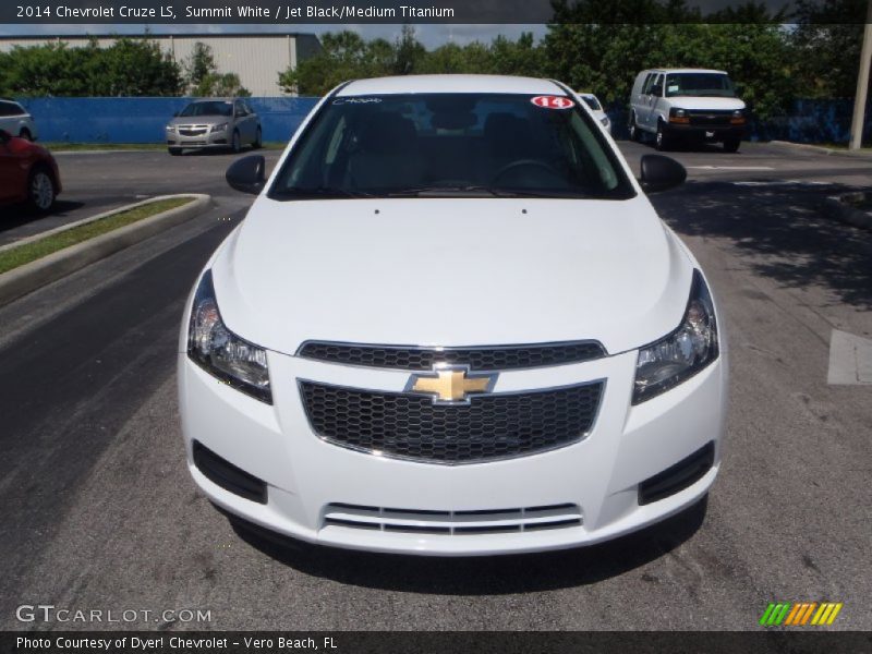 Summit White / Jet Black/Medium Titanium 2014 Chevrolet Cruze LS