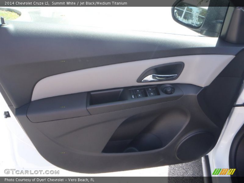 Summit White / Jet Black/Medium Titanium 2014 Chevrolet Cruze LS