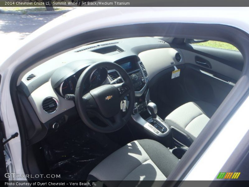 Summit White / Jet Black/Medium Titanium 2014 Chevrolet Cruze LS