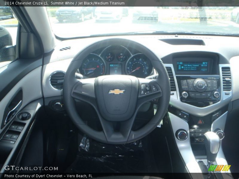 Summit White / Jet Black/Medium Titanium 2014 Chevrolet Cruze LS