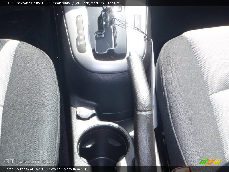 Summit White / Jet Black/Medium Titanium 2014 Chevrolet Cruze LS