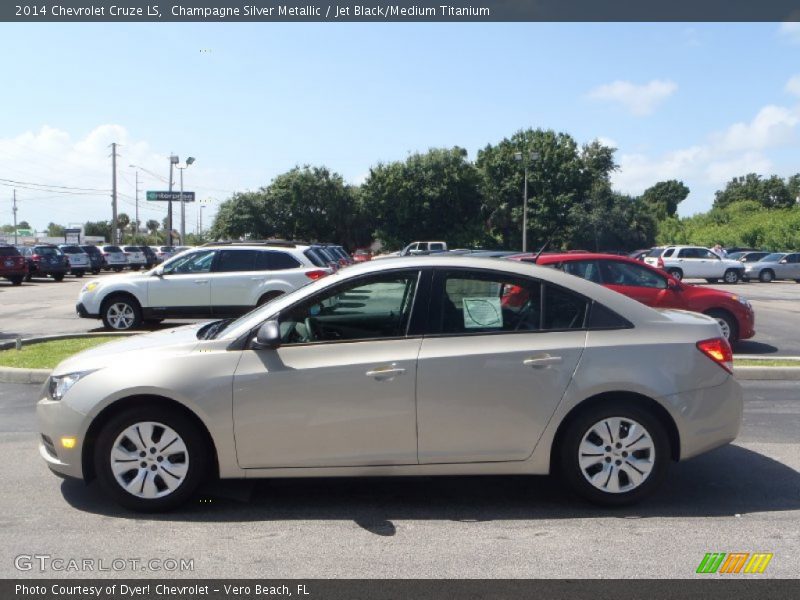 Champagne Silver Metallic / Jet Black/Medium Titanium 2014 Chevrolet Cruze LS
