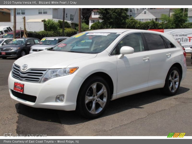 Blizzard White Pearl / Gray 2010 Toyota Venza V6
