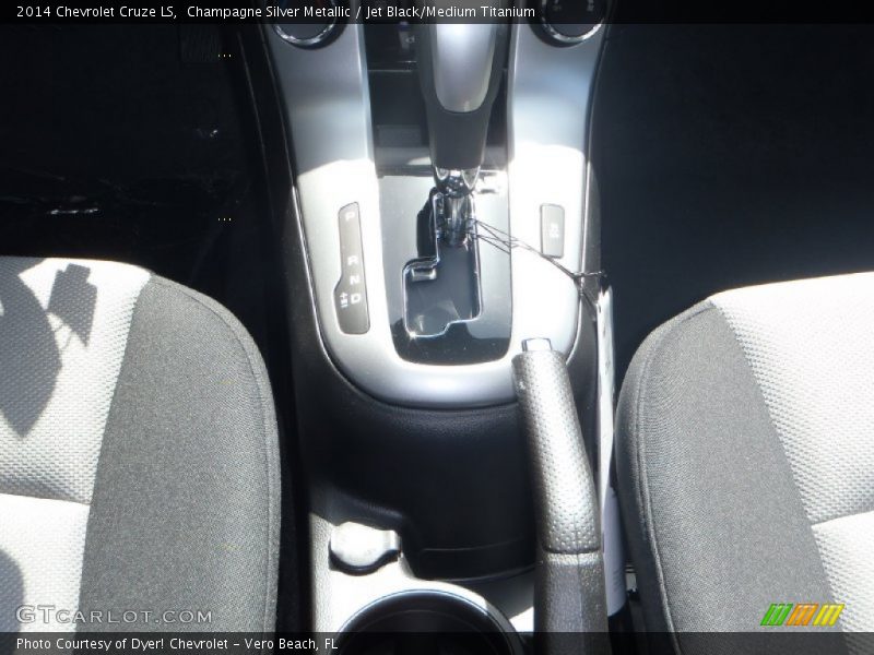 Champagne Silver Metallic / Jet Black/Medium Titanium 2014 Chevrolet Cruze LS
