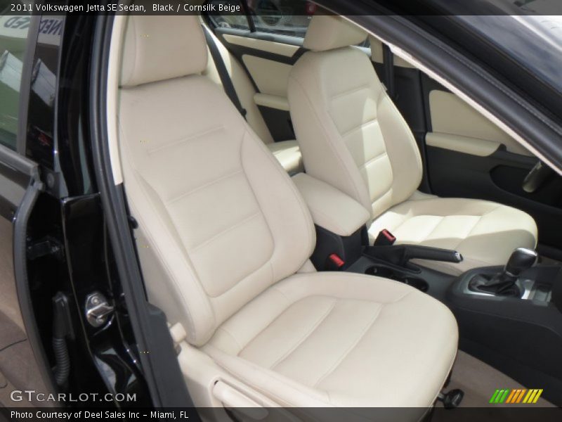 Black / Cornsilk Beige 2011 Volkswagen Jetta SE Sedan