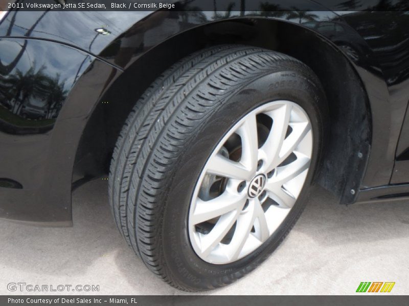 Black / Cornsilk Beige 2011 Volkswagen Jetta SE Sedan