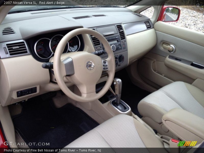 Red Alert / Beige 2007 Nissan Versa SL