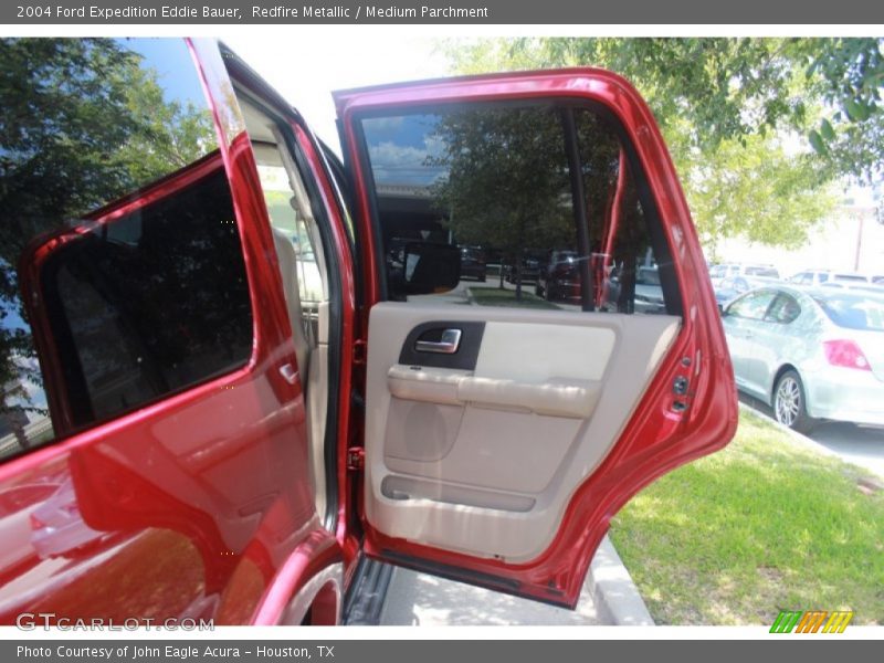 Redfire Metallic / Medium Parchment 2004 Ford Expedition Eddie Bauer