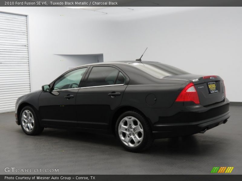 Tuxedo Black Metallic / Charcoal Black 2010 Ford Fusion SE V6