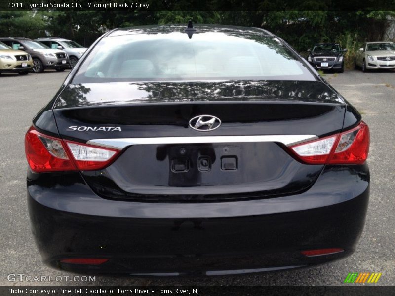 Midnight Black / Gray 2011 Hyundai Sonata GLS