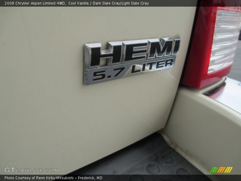 Cool Vanilla / Dark Slate Gray/Light Slate Gray 2008 Chrysler Aspen Limited 4WD