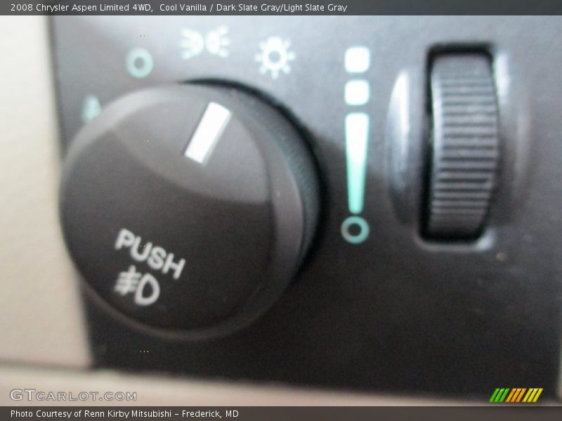 Cool Vanilla / Dark Slate Gray/Light Slate Gray 2008 Chrysler Aspen Limited 4WD