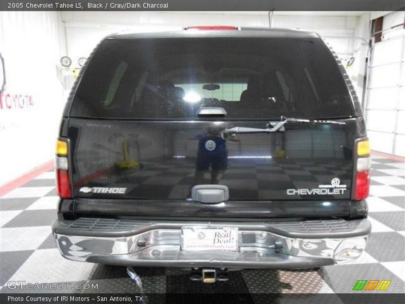 Black / Gray/Dark Charcoal 2005 Chevrolet Tahoe LS