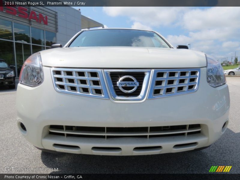 Phantom White / Gray 2010 Nissan Rogue SL