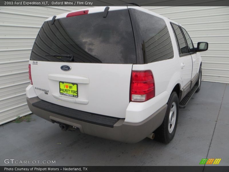 Oxford White / Flint Grey 2003 Ford Expedition XLT
