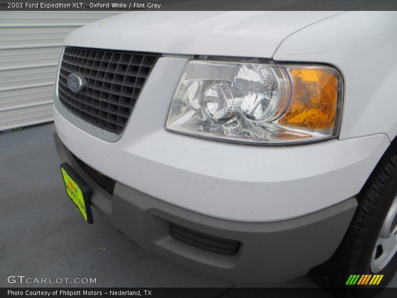 Oxford White / Flint Grey 2003 Ford Expedition XLT