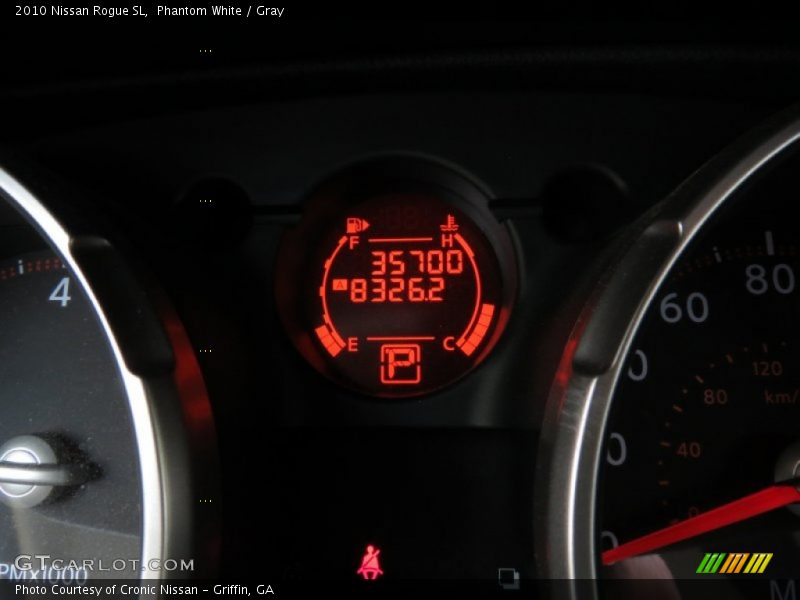 Phantom White / Gray 2010 Nissan Rogue SL