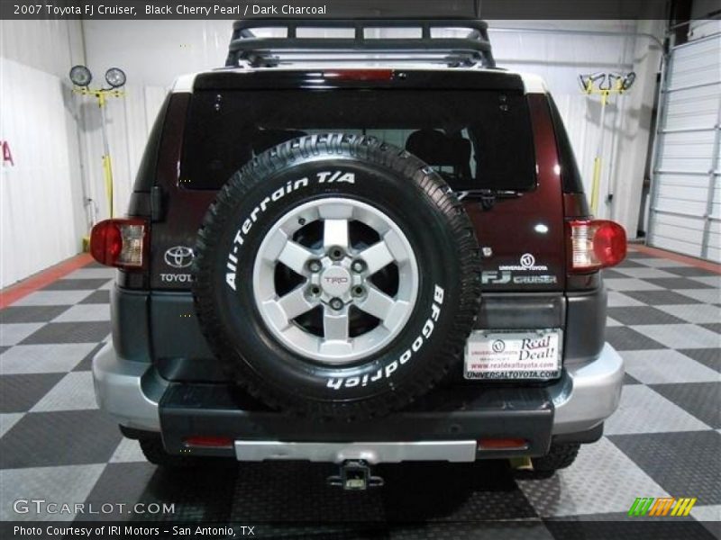 Black Cherry Pearl / Dark Charcoal 2007 Toyota FJ Cruiser