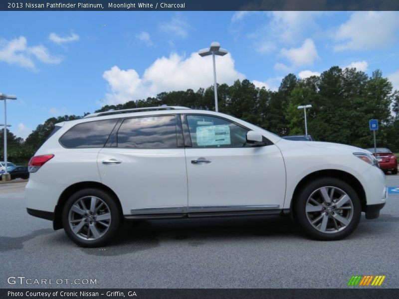 Moonlight White / Charcoal 2013 Nissan Pathfinder Platinum
