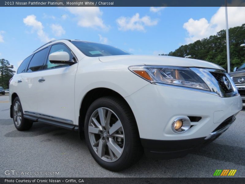Moonlight White / Charcoal 2013 Nissan Pathfinder Platinum