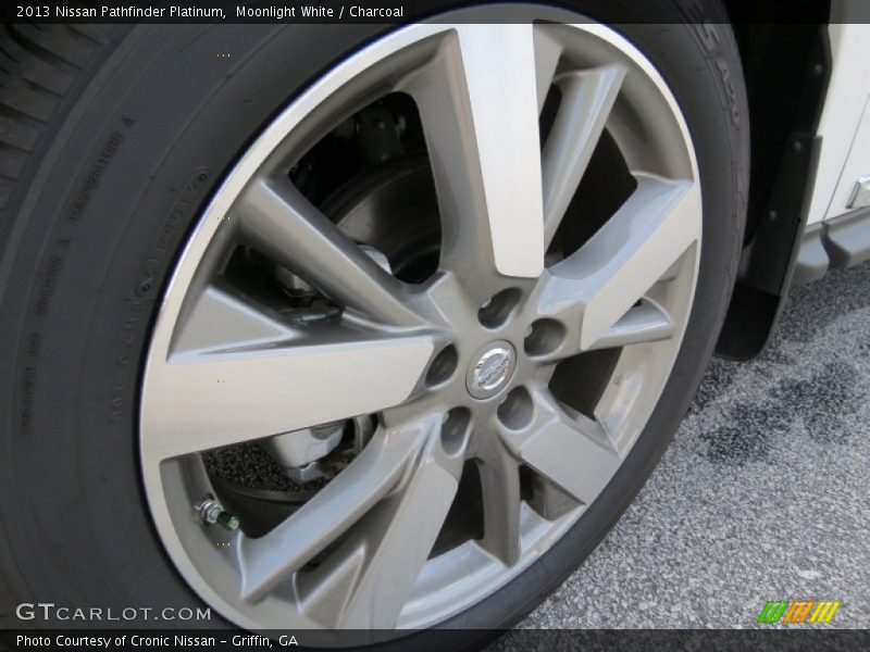 Moonlight White / Charcoal 2013 Nissan Pathfinder Platinum