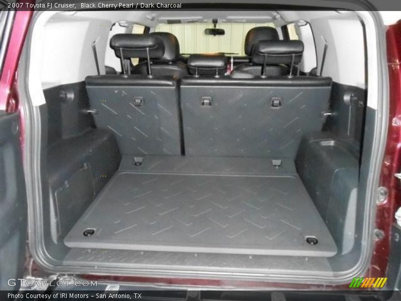 Black Cherry Pearl / Dark Charcoal 2007 Toyota FJ Cruiser